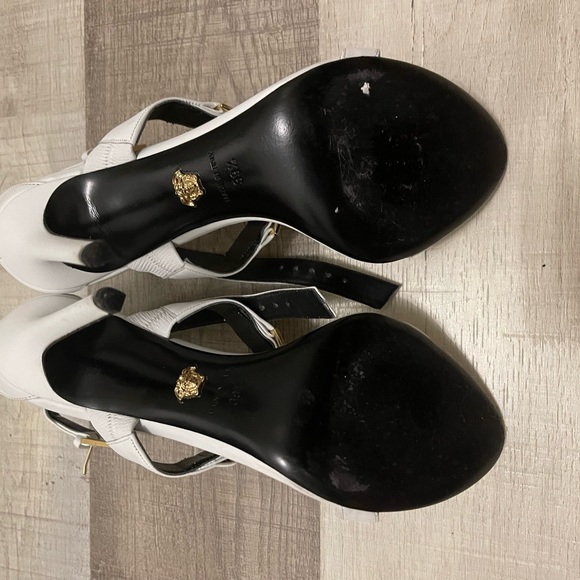 Versace Medusa Heels - Picture 9 of 10